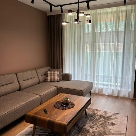 Swieqi For 3 Adults *